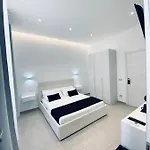 International House 3* Olbia